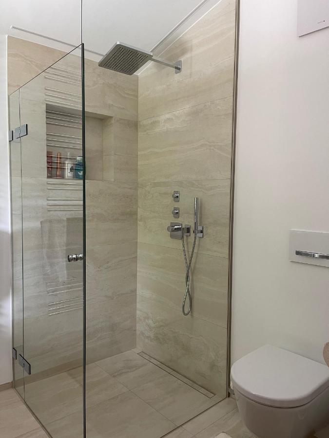Апартаменты Modern Living Санкт Гильген Экстерьер фото